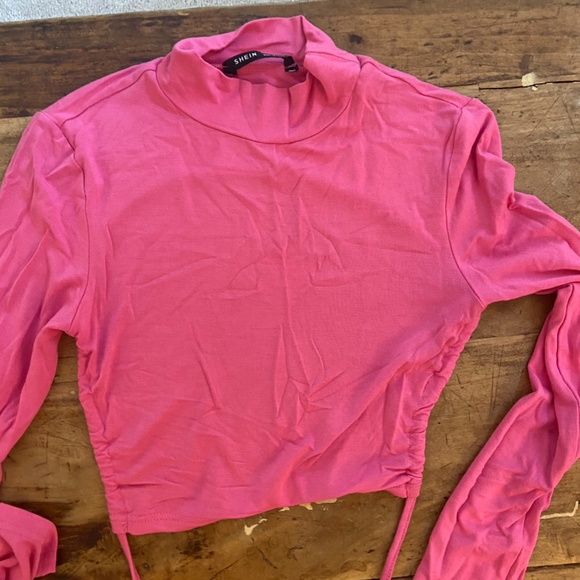 SHEIN pink backless Crop-Top, size XS - Picture 3 of 4